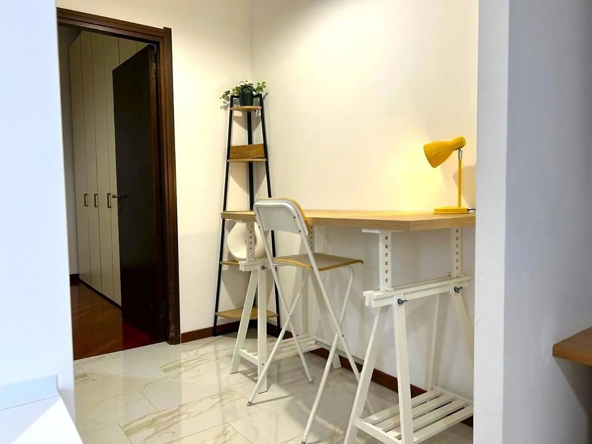 아파트 Residenza Il Conte - Pochi Passi Dalla Metropolitana 밀라노